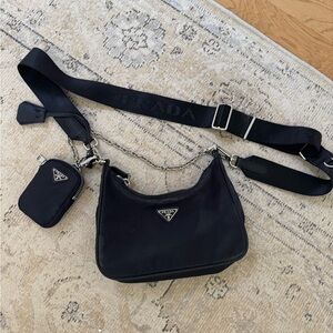 Prada Re-Edition 2005 Re-Nylon shoulder bag r e p l i c a 🤍